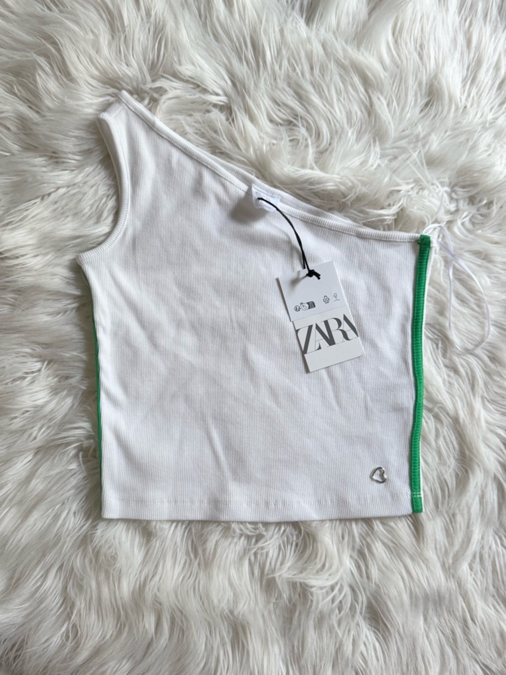 Girls Zara White Ribbed One-Shoulder Tank with Green Trim